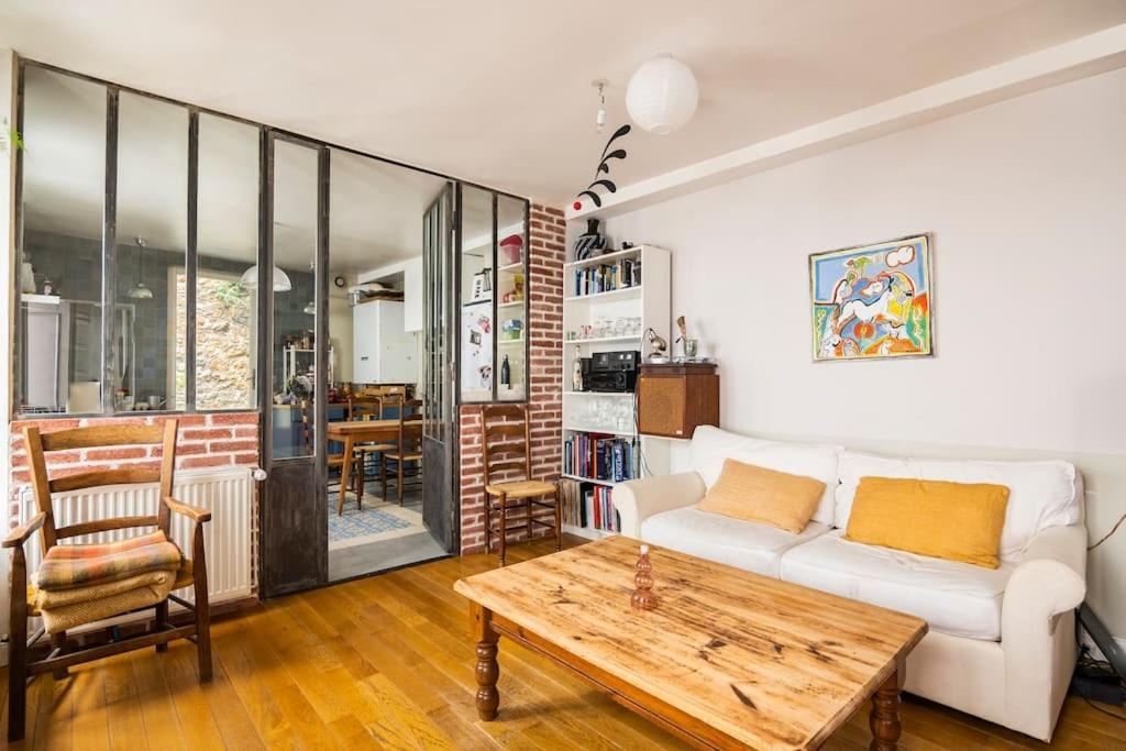 Country Home In Париж Экстерьер фото
